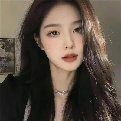 乳房与月亮